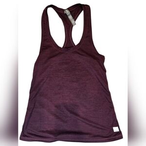 Vuori Lux Performance Tank(Deep Plum Heather – XS